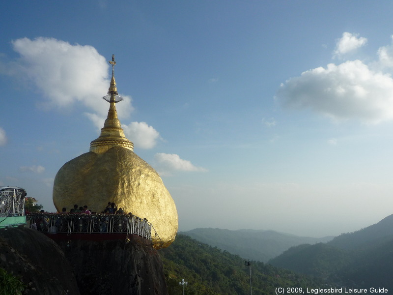 Golden Rock Pagoda30